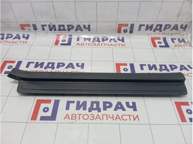Накладка порога внутренняя передняя правая Toyota Corolla (E120) 6791312270B1