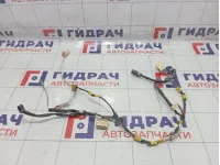 Проводка крышки (двери) багажника Toyota Corolla (E120) 8218513560