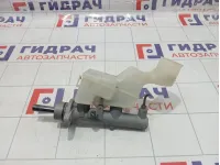 Цилиндр тормозной главный Toyota Corolla (E120) 472011A330