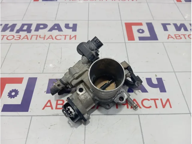 Дроссельная заслонка Toyota Corolla (E120) 2221021010