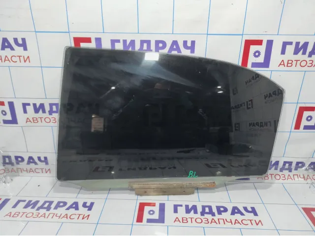 Стекло двери задней левой Toyota Corolla (E120) 68104-02070