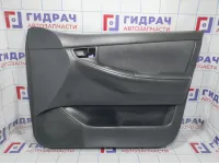 Обшивка двери передней правой Toyota Corolla (E120) 67650-02320-B1