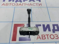 Ограничитель двери передний левый Toyota Corolla (E120) 68620-12100