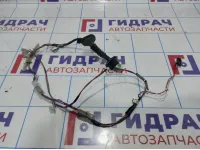 Проводка двери задней правой Toyota Corolla (E120) 82153-02241