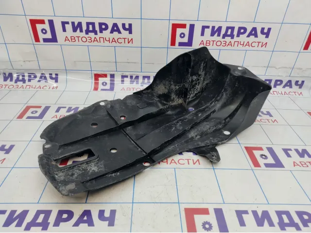 Пыльник двигателя Toyota Corolla (E120) 58398-02020