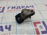 Кронштейн опоры двигателя правый Toyota Corolla (E120) 12305-0D050
