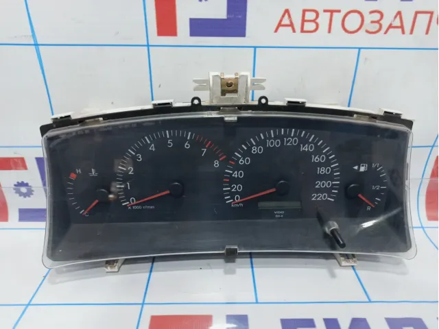Панель приборов Toyota Corolla (E120) 83800-02800