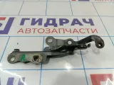 Петля капота правая Toyota Corolla (E120) 53410-02041