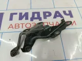Петля капота правая Toyota Corolla (E120) 53410-02041