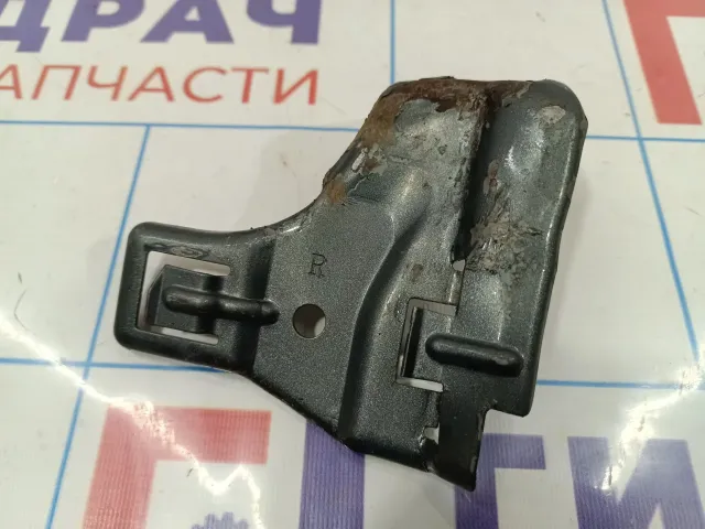 Кронштейн крепления фары правой Toyota Corolla (E120)