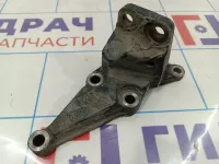 Кронштейн двигателя правый Toyota Corolla (E120) 12315-0D040