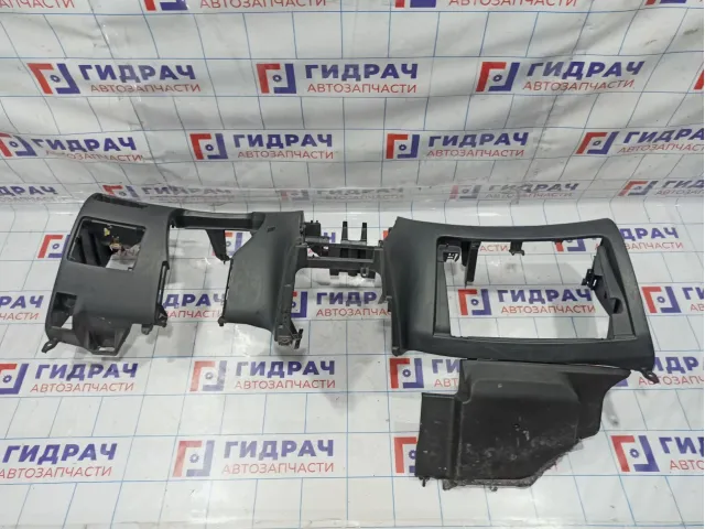 Торпедо нижняя часть Toyota Corolla (E120) 55303-02080-B0