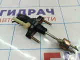 Цилиндр сцепления главный Toyota Corolla (E120) 31420-05020