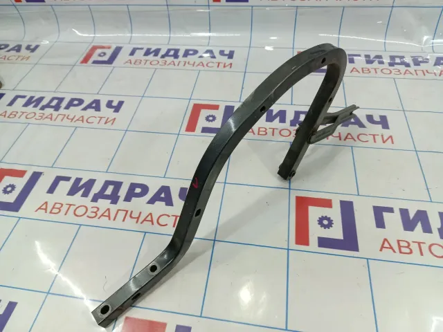 Петля крышки багажника Toyota Corolla (E120) 64503-02040