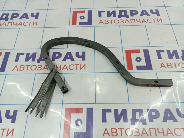 Петля крышки багажника Toyota Corolla (E120) 64503-02040