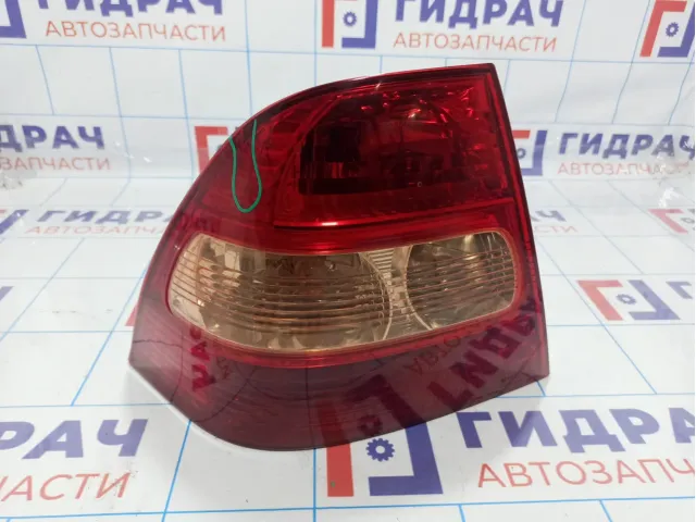 Фонарь задний левый Toyota Corolla (E120) 81561-02190