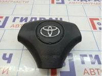 Подушка безопасности в рулевое колесо Toyota Corolla (E120) 45130-02230-B0