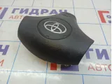 Подушка безопасности в рулевое колесо Toyota Corolla (E120) 45130-02230-B0