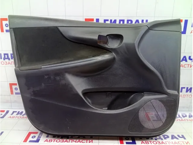 Обшивка двери передней левой Toyota Corolla 6777812220