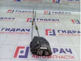 Замок двери задней левой Toyota Corolla 6906042021
