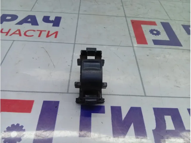 Кнопка стеклоподъемника Toyota Corolla 8481052030