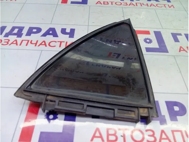 Стекло кузовное глухое (форточка) заднее правое Toyota Corolla 6812312800