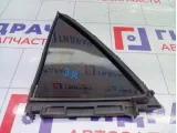 Стекло кузовное глухое (форточка) заднее правое Toyota Corolla 6812312800