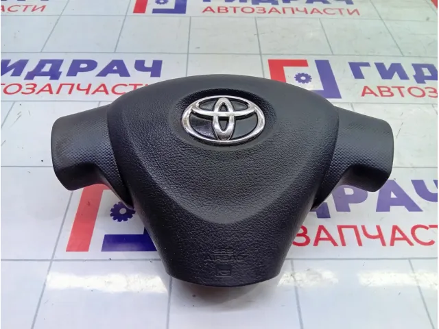 Подушка безопасности в рулевое колесо Toyota Corolla 4513012B40