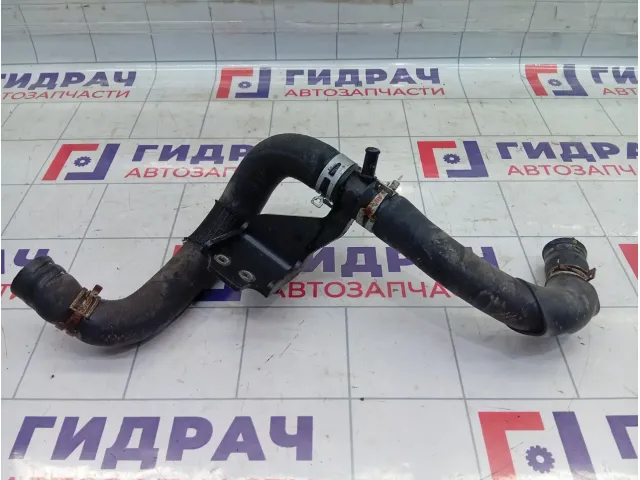 Патрубок охлаждения Toyota Corolla 1657722020