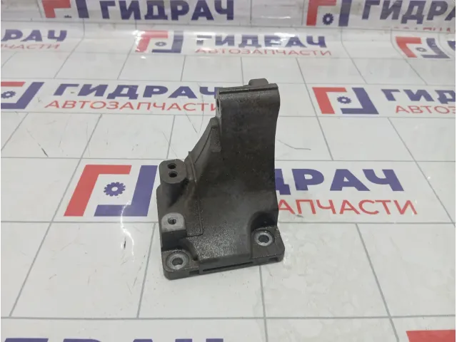 Кронштейн генератора Toyota Corolla 1251137010