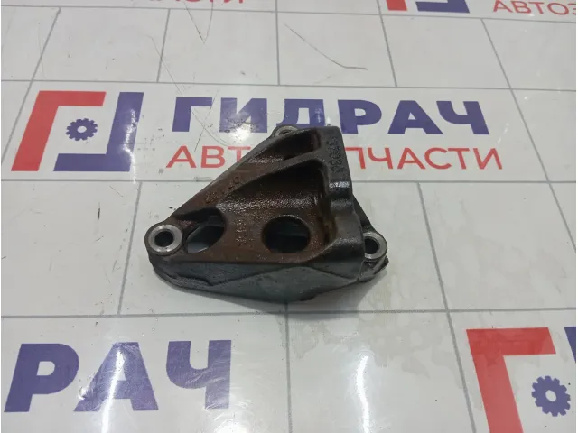 Кронштейн двигателя правый Toyota Corolla 1231537030