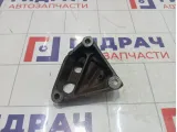 Кронштейн двигателя правый Toyota Corolla 1231537030
