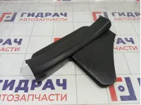 Накладка порога внутренняя задняя правая Toyota Corolla (E150) 6791712140B0