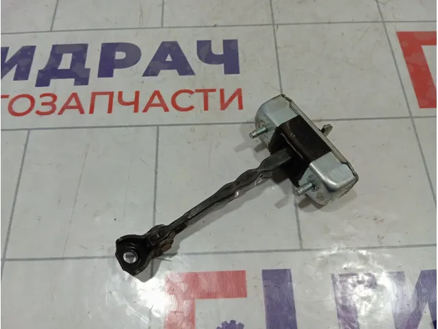 Ограничитель двери передний Toyota Corolla (E150) 6861012200