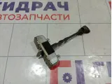 Ограничитель двери передний Toyota Corolla (E150) 6861012200