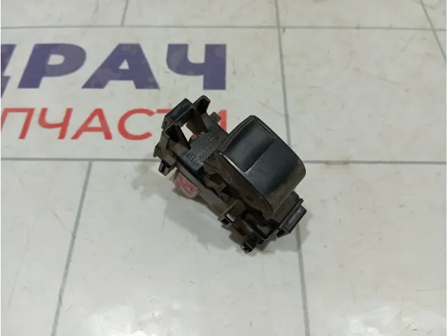 Кнопка стеклоподъемника Toyota Corolla (E150) 8481052030