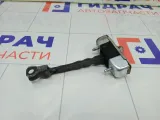 Ограничитель двери передней Toyota Corolla 6861012200