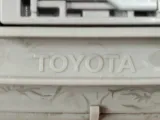 Плафон салонный задний Toyota Corolla 8124052040B1
