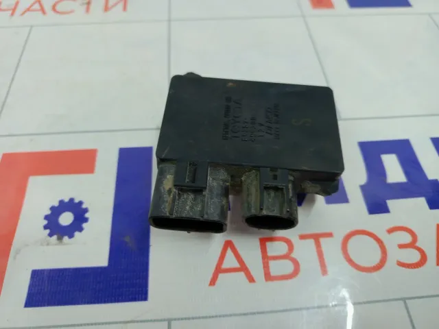 Блок управления вентилятором Toyota Corolla 8925712010