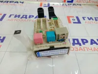 Блок предохранителей Toyota Corolla 8273012390