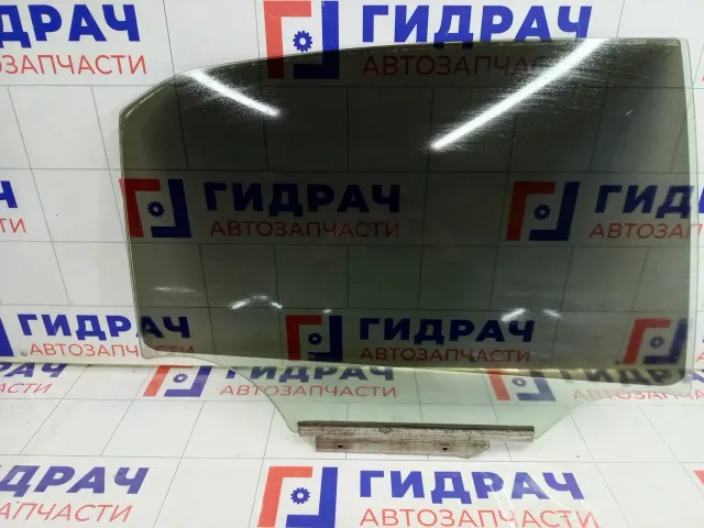 Стекло двери задней правой Toyota Corolla 6811312770