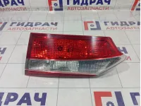 Фонарь задний внутренний правый Toyota Corolla 8158102520