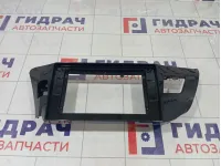 Рамка магнитолы Toyota Corolla