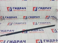 Накладка стекла переднего левого Toyota Corolla 7572002320