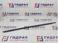 Накладка стекла переднего правого Toyota Corolla 7571002320