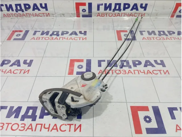 Замок двери задней левой Toyota Corolla 6906002390