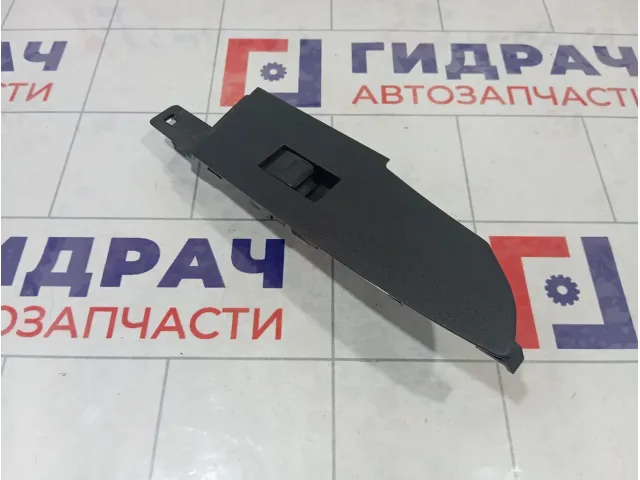 Кнопка стеклоподъемника переднего правого Toyota Corolla 848100D030