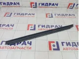 Уплотнитель стекла заднего правого Toyota Corolla 6817302240