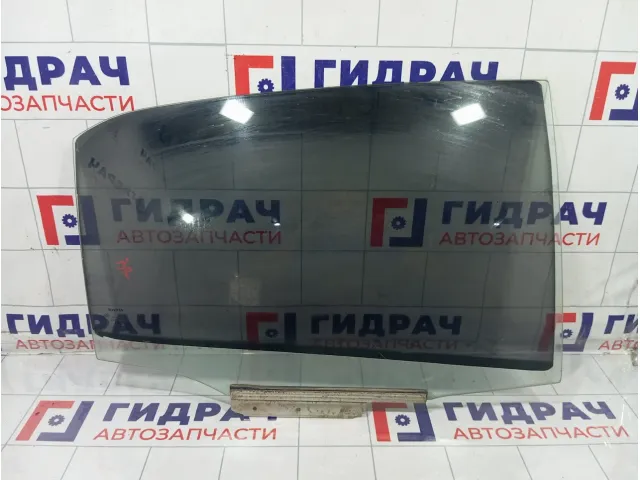 Стекло двери задней правой Toyota Corolla 6810302410