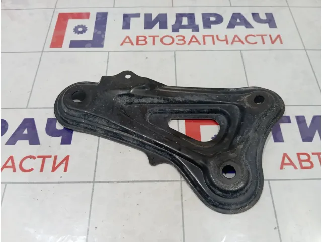 Кронштейн балки передний левый Toyota Corolla 5225802060